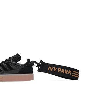 ADIDAS Ivy Park Super Sleek 72. SZ 8